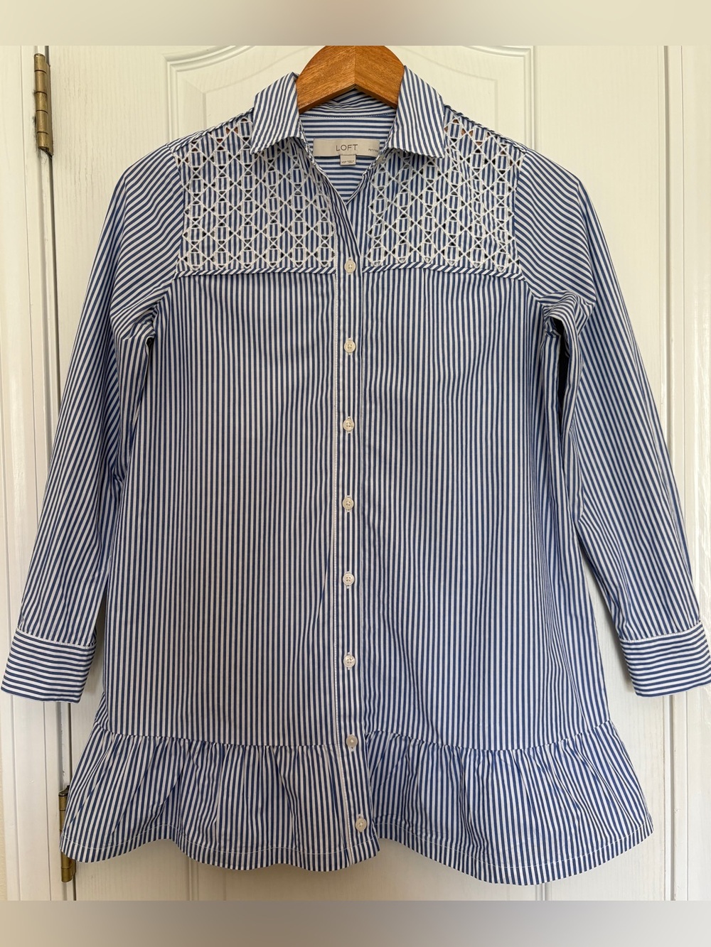 LOFT Blue & White Striped Eyelet Ruffle Hem Button-Front Tunic Shirt - Size XSP